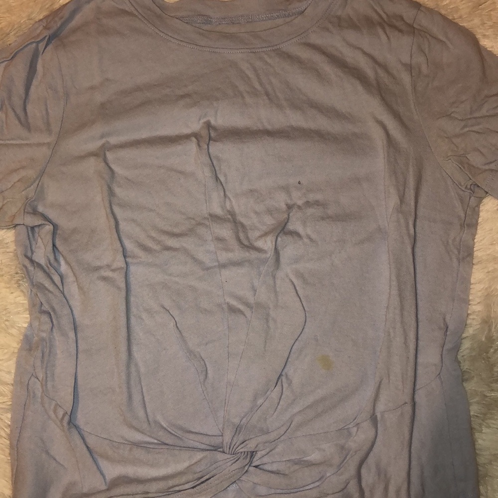 hollister knotted tshirts